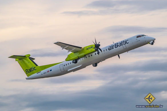 Bombardier DHC-8-402 Q400
